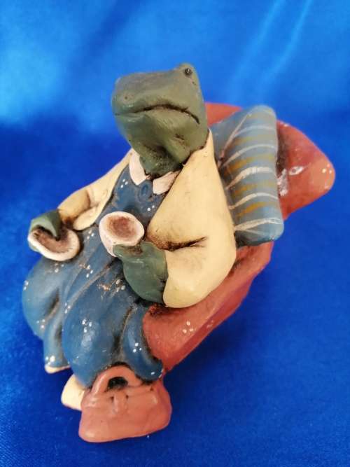 Peter Fagan Colourbox Teddy Frog in Armchair Scotland #