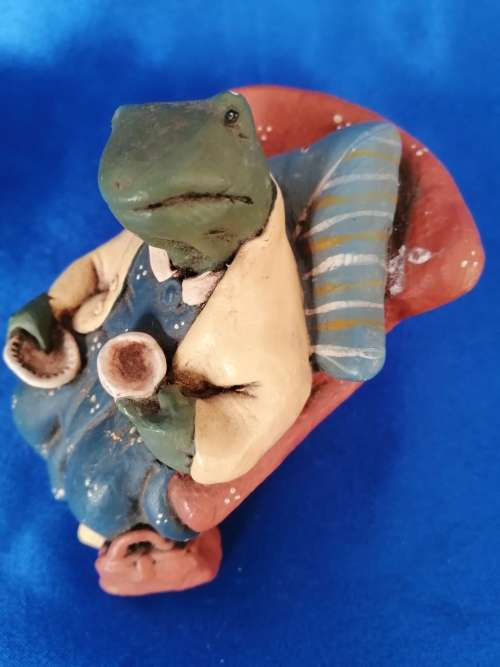 Peter Fagan Colourbox Teddy Frog in Armchair Scotland #