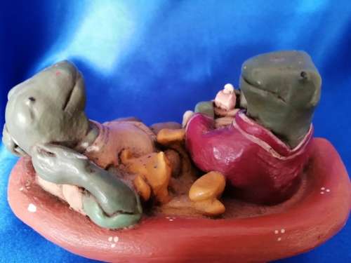 Peter Fagan Colourbox Teddy Frogs on Couch Scotland #