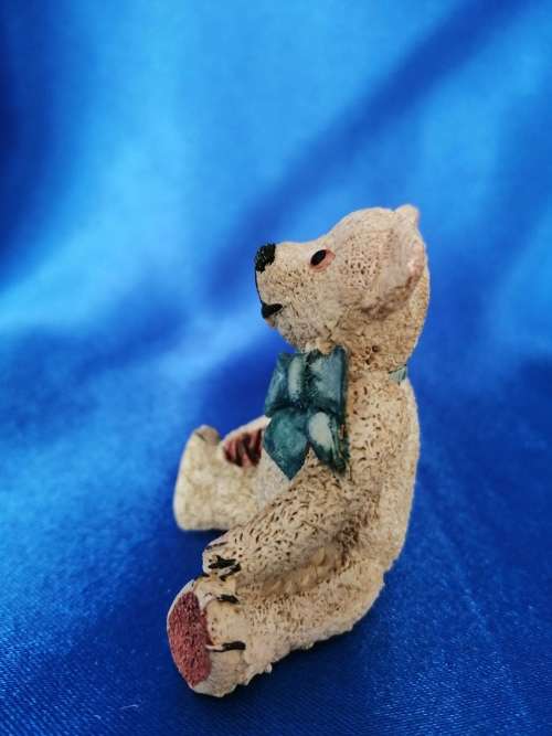 Peter Fagan Colourbox Sitting Bear with Blue Bow Scotland #