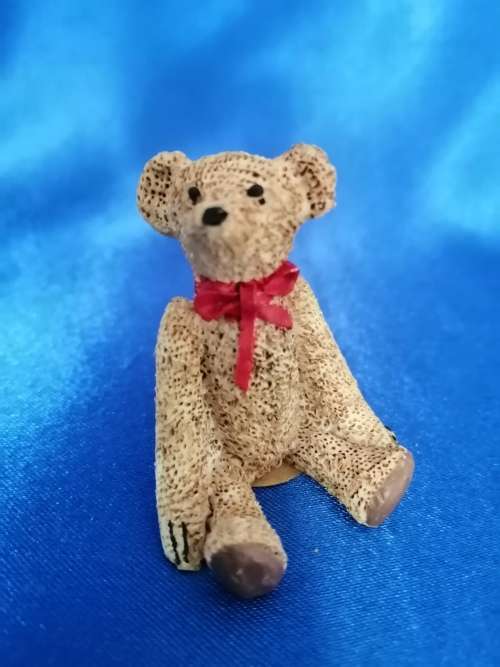 Peter Fagan Colourbox Teddy Tobias Bear Scotland #