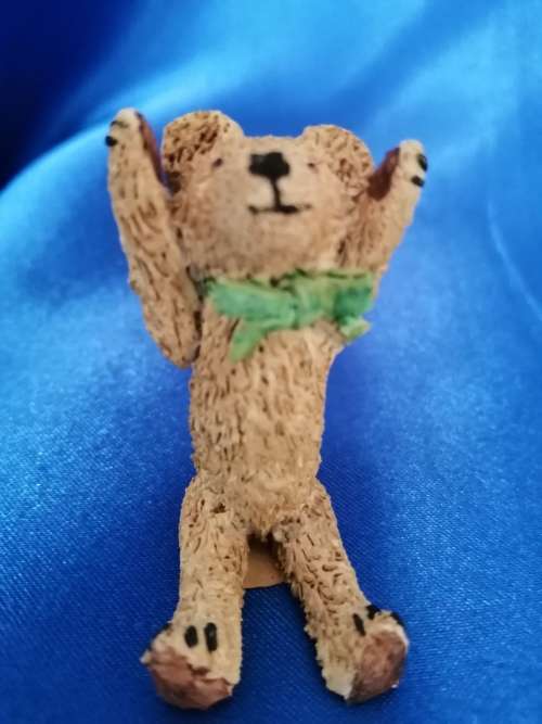 Peter Fagan Colourbox Teddy Tinkle Bear Scotland