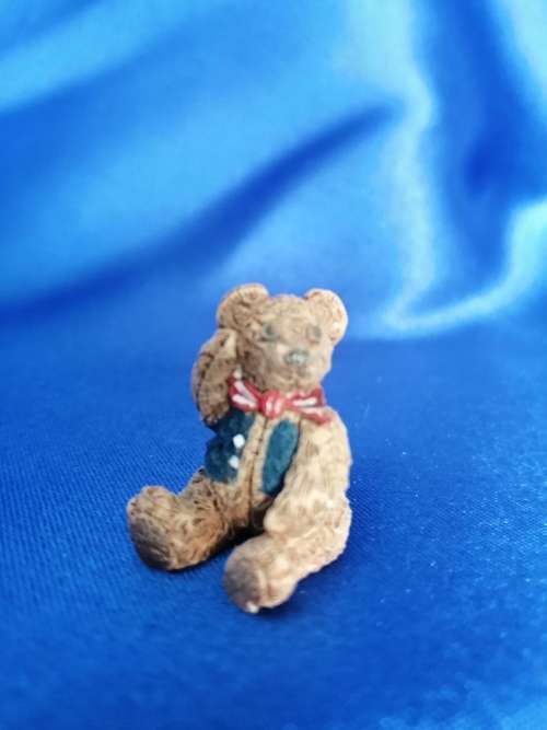 Miniture Wendy Bear
