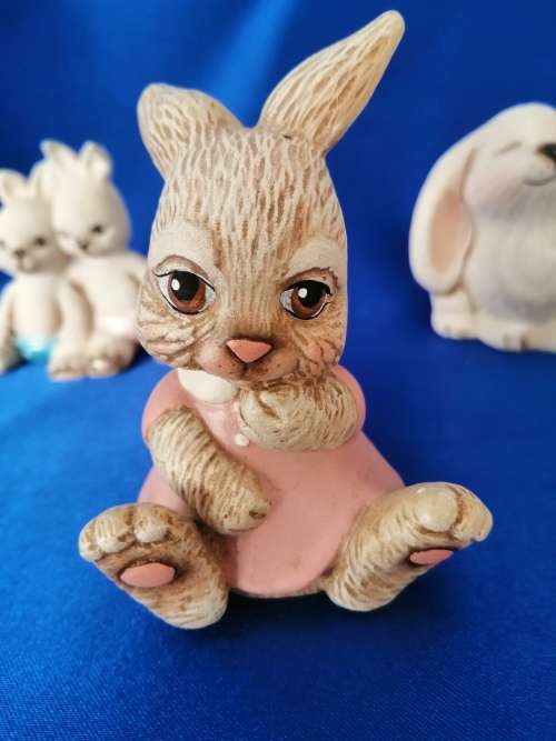 Very Sweet Ceramic 4 Rabbits