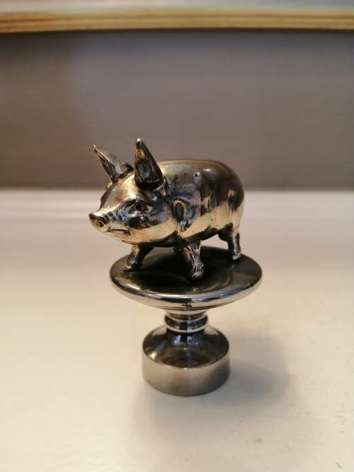 Victorian c1870 Novelty Silver Plated and Brass Pig Bottle / Decanter Stopper