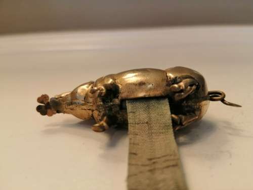 Rare ANTIQUE c1800`s  PIG with CLOVER in MOUTH TAPE MEASURE VICTORIAN