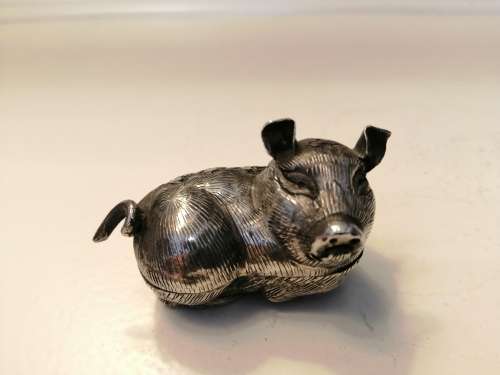 Early 20th century Original Silver Indian (Cambodian) silver snuff box in the form of a Pig  #