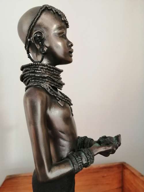 Large Soul Journeys Maasai Figure - Sisters Offering Tambika Limited Edition 576 of 9000