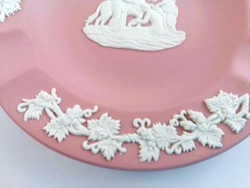 Wedgwood Pink Jasper  Round Dish Plate