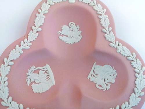 Wedgwood Pink Jasper Clover Dish Plate