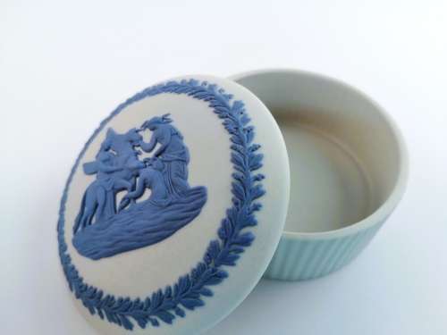 Wedgwood White Jasper with Blue Round Lidded Trinket Box