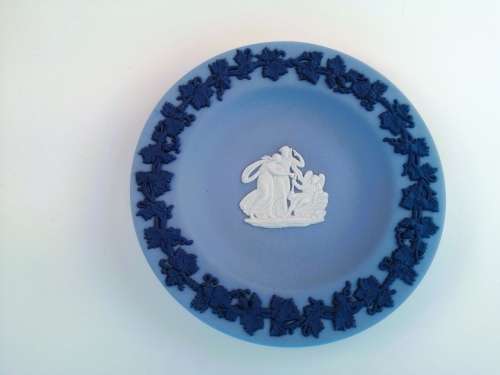 Wedgwood Blue Jasperware Tricolour Plate Dish - Dark Blue and White Classical Cameo