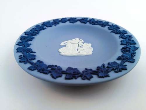 Wedgwood Blue Jasperware Tricolour Plate Dish - Dark Blue and White Classical Cameo