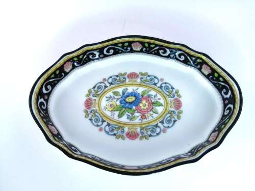 WEDGWOOD Runnymead Oval Dish