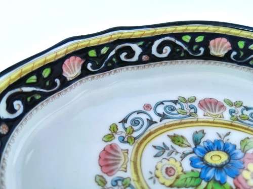 WEDGWOOD Runnymead Oval Dish