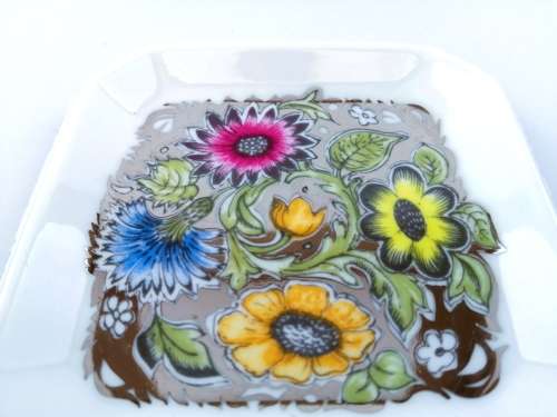Wedgwood Susie Cooper Queen Silver Jubilee Square Dish issue of 500