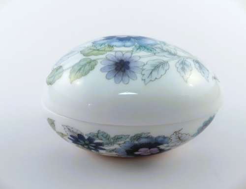 Wedgwood Clementine Egg Trinket Box  #