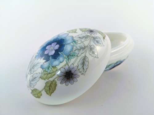 Wedgwood Clementine Egg Trinket Box  #