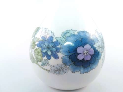 Wedgwood Clementine Bud Vase  #