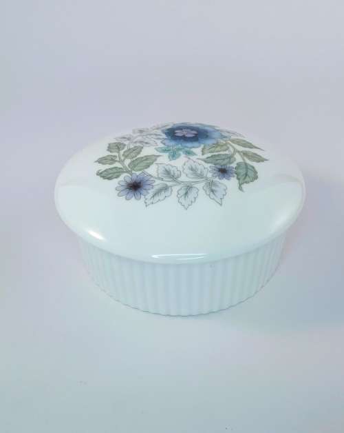 Wedgwood Clementine ribbed edged trinket box and lid - blue flowers on white  #