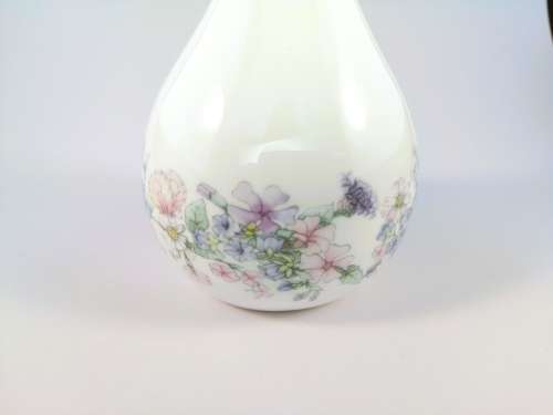 Wedgwood Angela Tall Bud Vase Christmas 1994  #