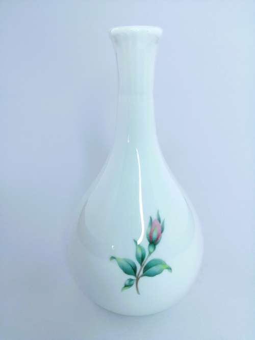 Wedgwood English Rose Tall Bud Vase