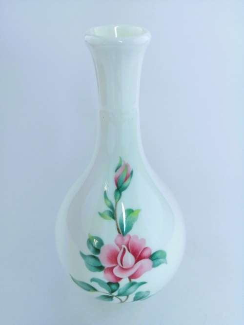 Wedgwood English Rose Tall Bud Vase