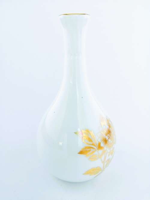 Wedgwood Gold Tonquin Tall Bud Vase