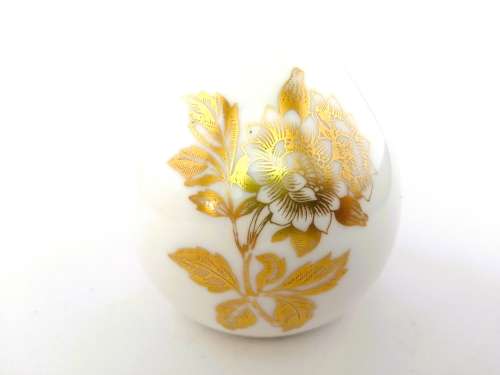 Wedgwood Gold Tonquin Tall Bud Vase