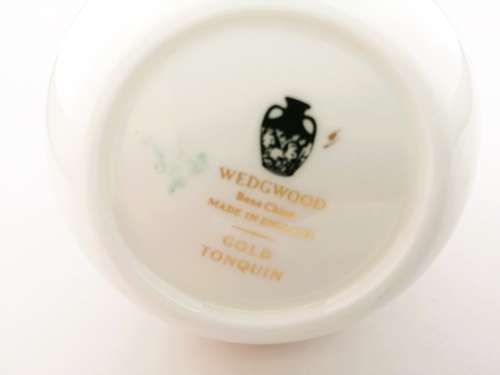 Wedgwood Gold Tonquin Tall Bud Vase