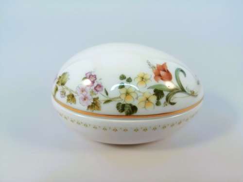 Wedgwood Mirabelle  Egg Trinket Box  #