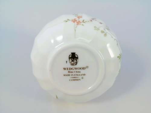 Wedgwood Champion Fluted Sweet Vase Stunning *