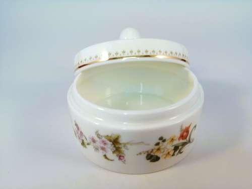 Wedgwood Mirabelle Lidded Trinket Box