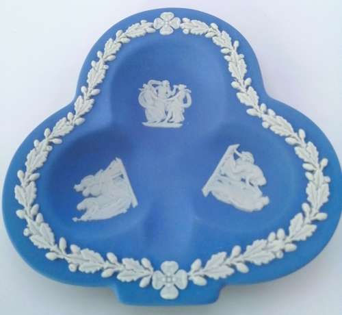 Vintage Wedgwood Jasper Blue Clover Dish  #