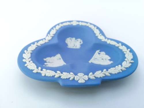 Vintage Wedgwood Jasper Blue Clover Dish  #