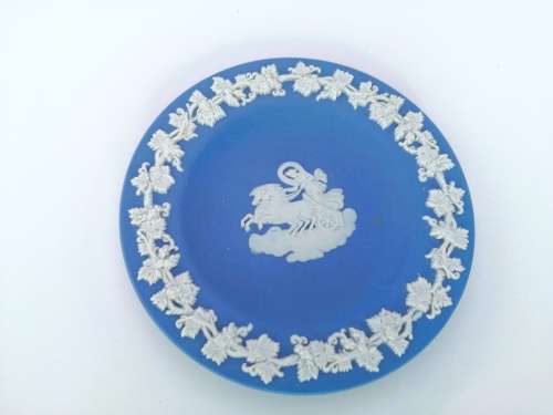 WEDGWOOD BLUE JASPER ROUND TRAY #