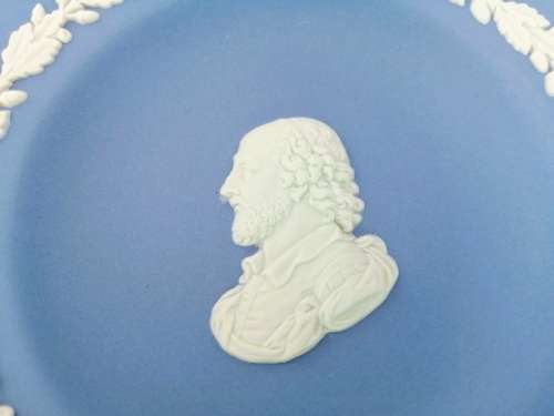 WEDGWOOD BLUE JASPER ROUND TRAY #