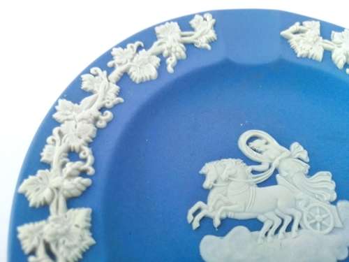 WEDGWOOD BLUE JASPER ROUND TRAY #