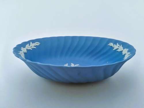 Vintage Wedgwood Jasper Oval Bowl *