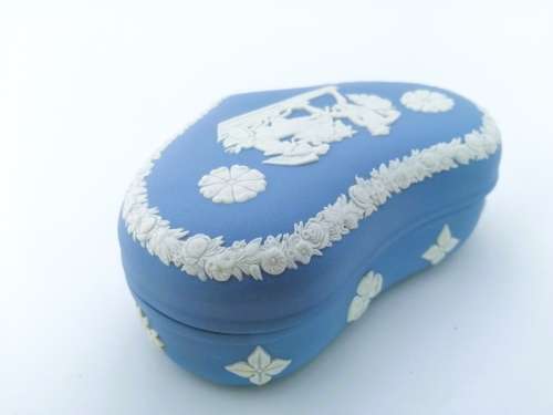 Vintage Wedgwood Blue Jasper Heart Shape trinket Pot  #