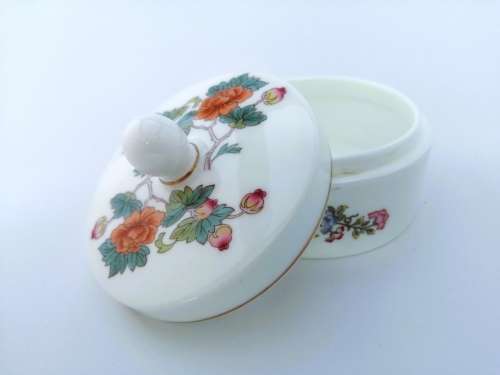 Wedgwood Kutani Crane Urn Vase, Floral Design  #