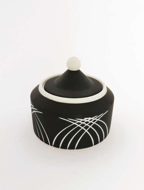 Wedgwood SYMMETRY Rare Black Jasper and White Cylinder Trinket Box With Lid 1988