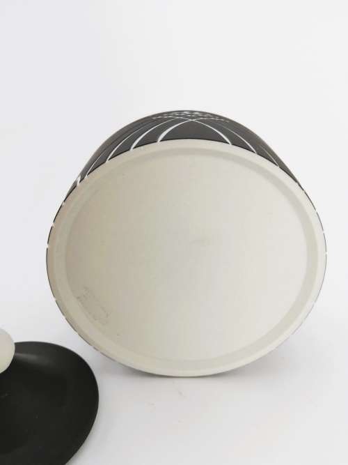 Wedgwood SYMMETRY Rare Black Jasper and White Cylinder Trinket Box With Lid 1988