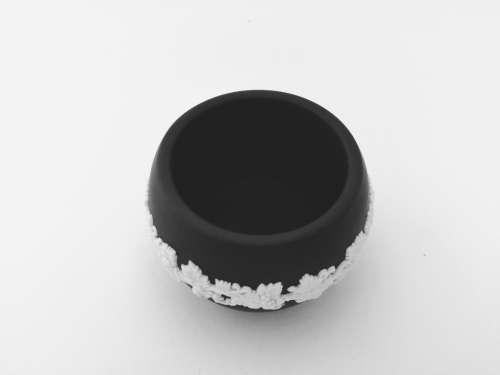 WEDGWOOD Black and White Jasperware Pot