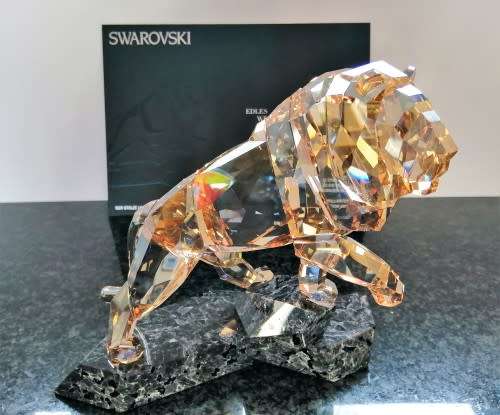 Swarovski Crystal Large and Heavy Soulmates Lion Stunning Golden Shadow