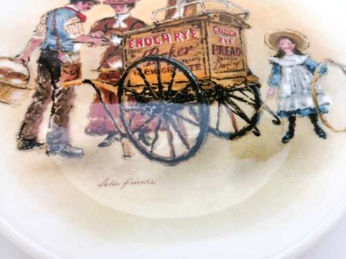 Stunning Wedgwood The Street Sellers of London Plate ` The Bread Roundsman `1987