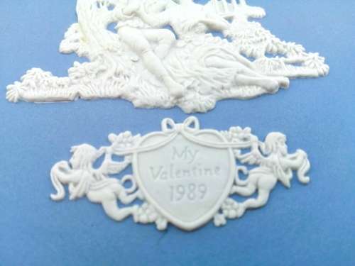 Wedgwood Blue and Cane Yellow Jasperware 1989 Valentine Plate Limited Edition