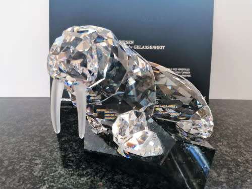 Swarovski Crystal Walrus Soulmates On Marble Base