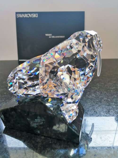 Swarovski Crystal Walrus Soulmates On Marble Base