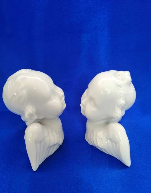 Augarten Wein Cherub Angels, Porcelain Blanc De Chine Pair of Angels, Ca: 1950s.